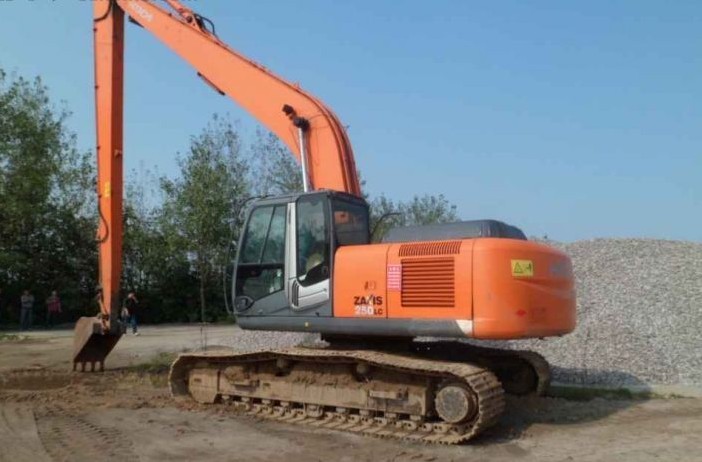 長臂挖掘機(jī)廠家、挖機(jī)加長臂廠家、挖機(jī)加長臂改裝