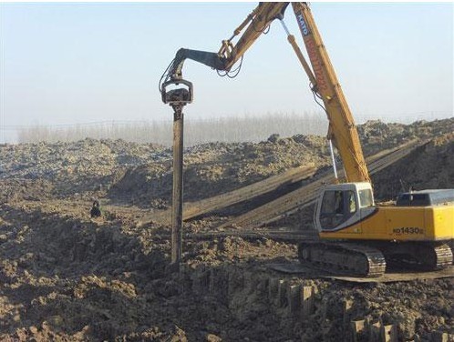 挖掘機打樁臂、打樁臂、打樁錘、挖掘機打樁臂廠家