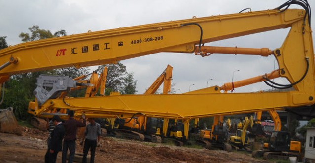 挖掘機拆樓臂 挖掘機拆樓臂